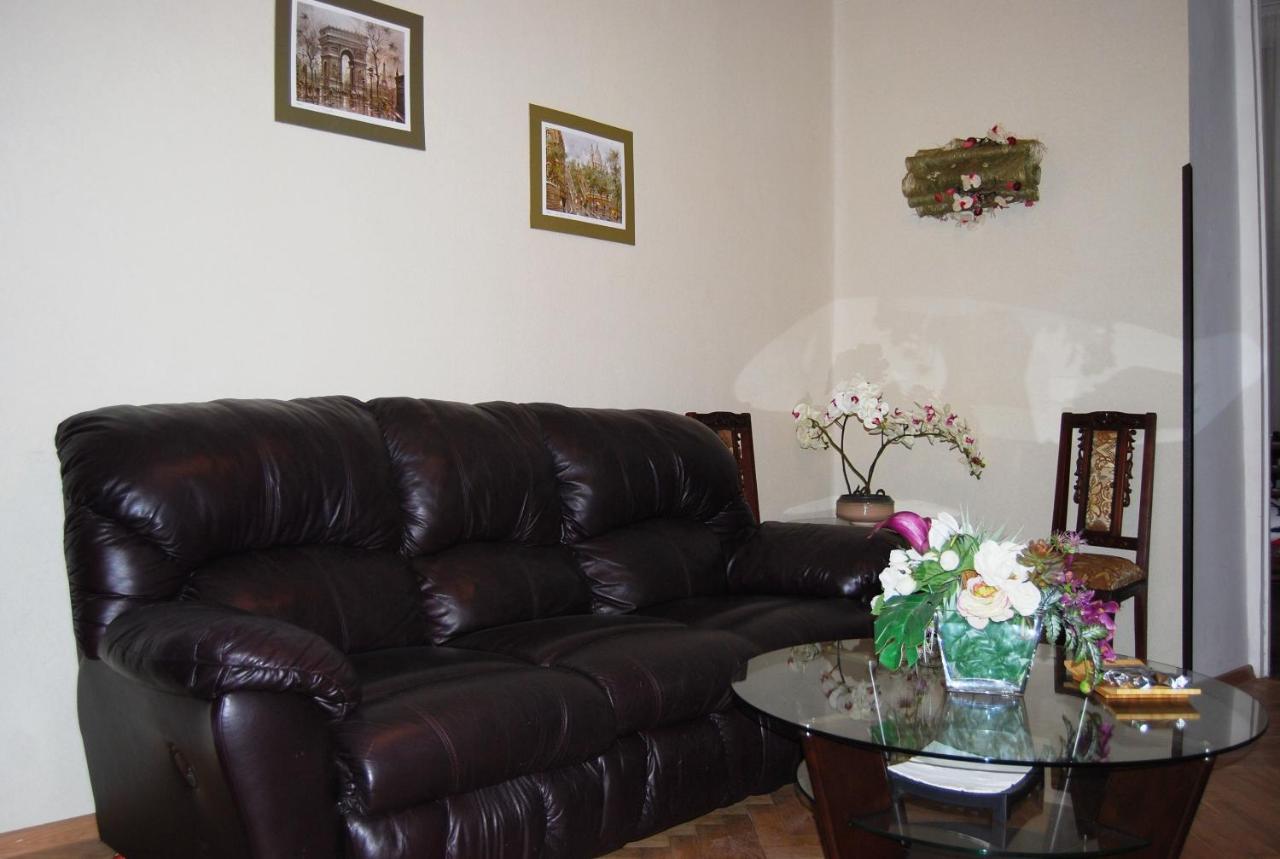 Center Apartment Тбилиси Екстериор снимка